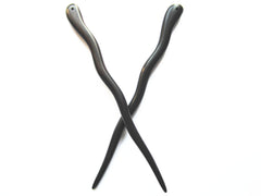 Palillos para cabello Myhsmooth en ébano natural tallados a mano para un look elegante.