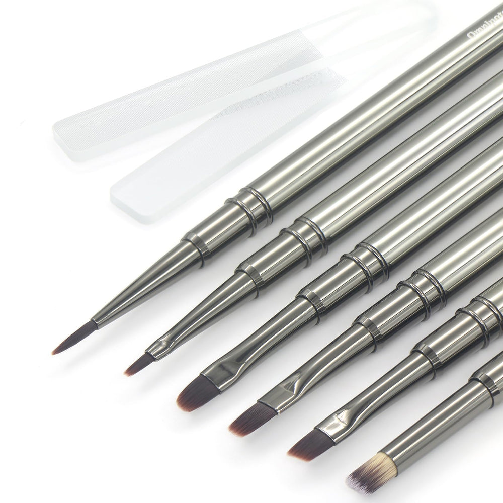 MYR omnipotent nail brush for precise lines in gel and watercolor art
