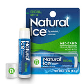 Natural Ice Original bálsamo labial, empaque visible, hidratación duradera para labios secos.