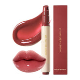 Nature Republic Honey Melting Lip 05 Plum: aplicación suave para labios hidratados y luminosos.