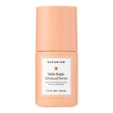 Naturium Multi-Bright Serum en bote, aporta luminosidad suave a la piel.