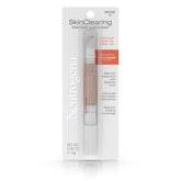 Neutrogena muestra la botella para un corrector de imperfecciones que ofrece cobertura natural.