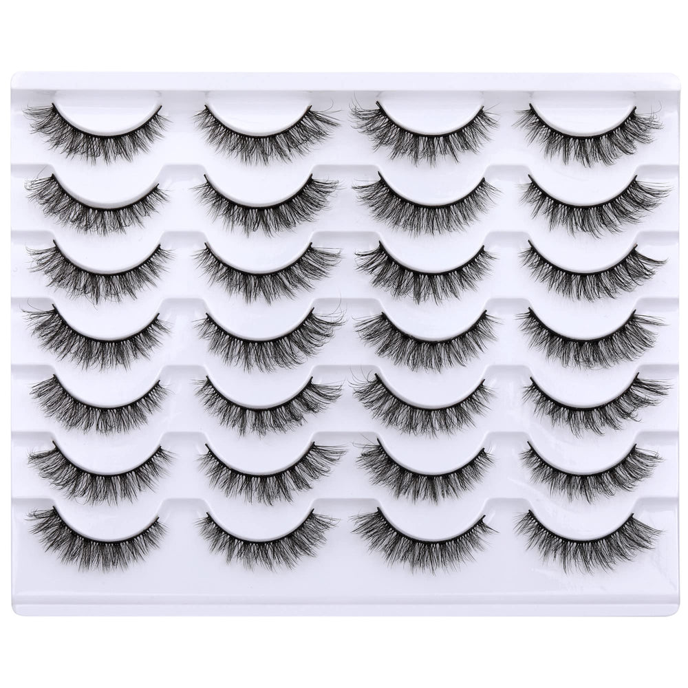 Newcally Cat Eye Lashes with 12mm length for a subtle cat-eye.