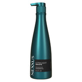 Nexxus Ultralight Smooth Shampoo, botella, ayuda a controlar el frizz en días húmedos.