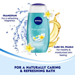 NIVEA Frangipani y Aceite vertiendo gel en la ducha para experiencia envolvente.