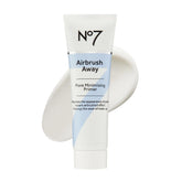 No7 Airbrush Away Primer muestra textura-mate y poros más suaves.