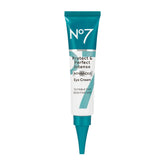 No7 Protege y Perfecciona crema de ojos antienvejecimiento para suavizar arrugas alrededor de los ojos.