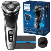 Norelco Shaver 3900 front view, ergonomic design for comfortable daily shaving.