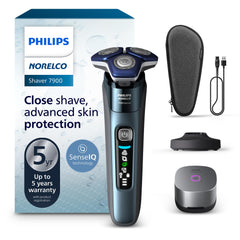 Norelco Shaver Series 7000 front view highlighting smooth skin contact for a close shave.