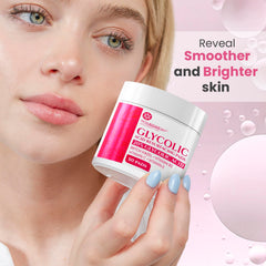 Nuva Botanicals pads en mano para aplicación diaria sencilla.