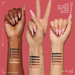 NYX Epic Ink Liner punta flexible facilita trazos fluidos.