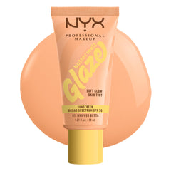 NYX Buttermelt Glaze: piel-brillante con acabado glaseado y SPF 30