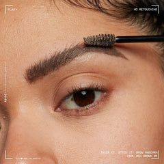 NYX Thick It Stick It dura hasta 16 horas.