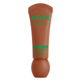 NYX Smushy Matte Lip Balm Soft Smile: aplicación suave para nude duradero.