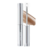 Okerker precision wand close-up showing even coating for defined lashes