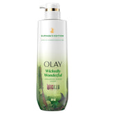 Olay Wickedly Wonderful Serum Body Wash: enfoque en la botella y espuma; hidrata intensamente la piel.