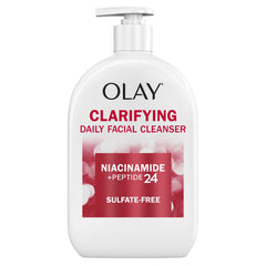 Olay limpiador facial diario aclarador en botella, prepara la piel para el resto de la rutina.