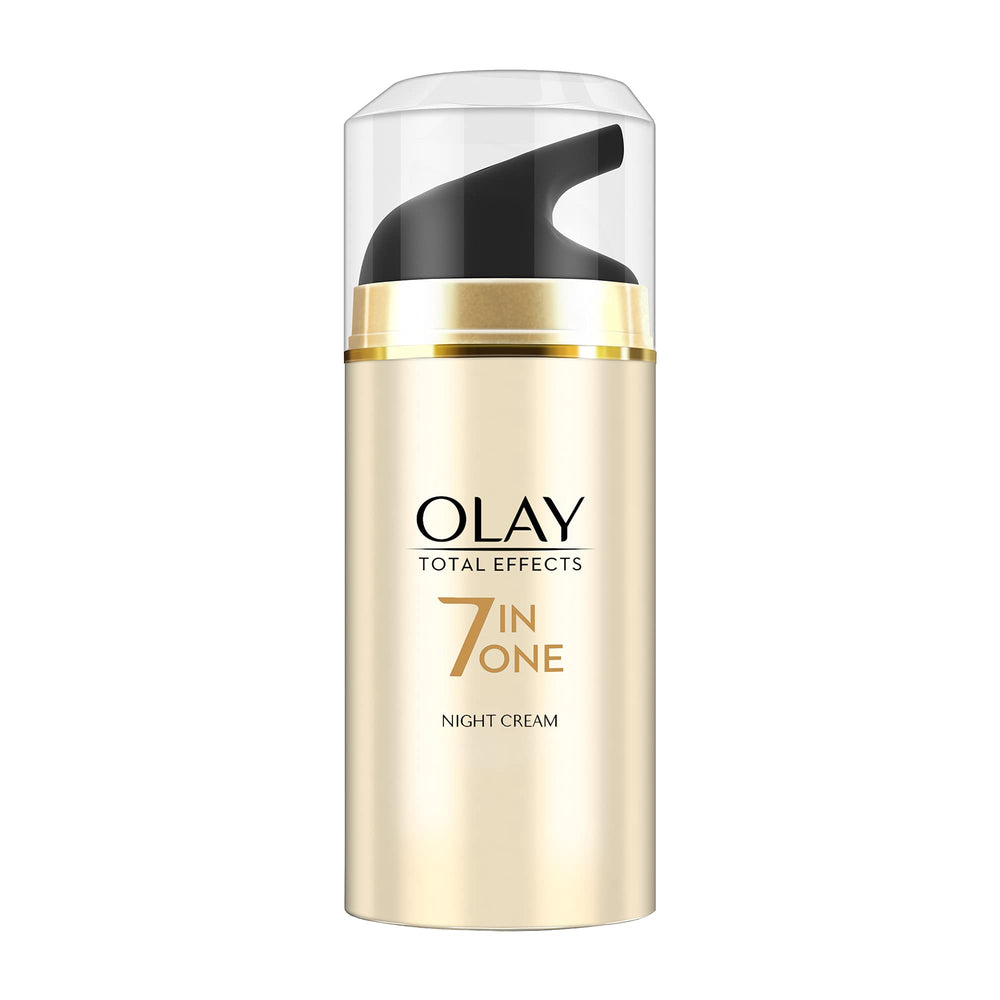 Olay Total Effects crema nocturna en botella, lista para reafirmar la piel al despertar.