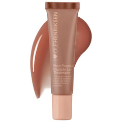 Ole Henriksen Pout Preserve Peptide, empaque elegante para hidratación labial y definición