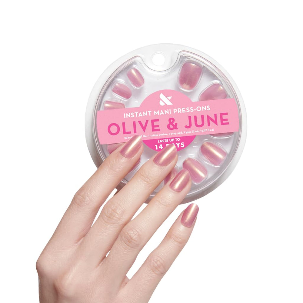 Olive & June Instant Mani: uñas precisas con 21 tallas para ajuste natural.