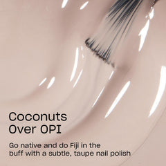 OPI Coconuts Over OPI, pincel Pro-Wide facilita cobertura suave y uniforme