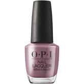 OPI Claydreaming, esmalte crema marrón oscuro para uñas elegantes.