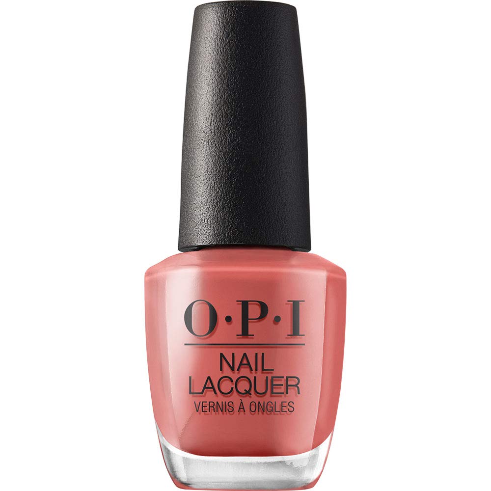 OPI Esmalte de Uñas: botella con color naranja oscuro y cobertura intensa.