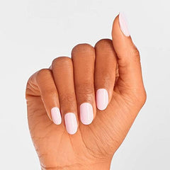 OPI Let’s Be Friends: botella cercana para apreciar la textura cremosa.