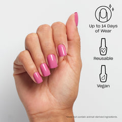 OPI On Point Lavanda uñas en mano con diseño rosa lavanda para look elegante