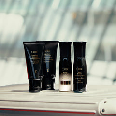 Oribe Signature Conditioner hair shine, glossy and manageable strands