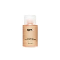 OUAI Melrose Place, botella espumosa para una limpieza suave de la piel