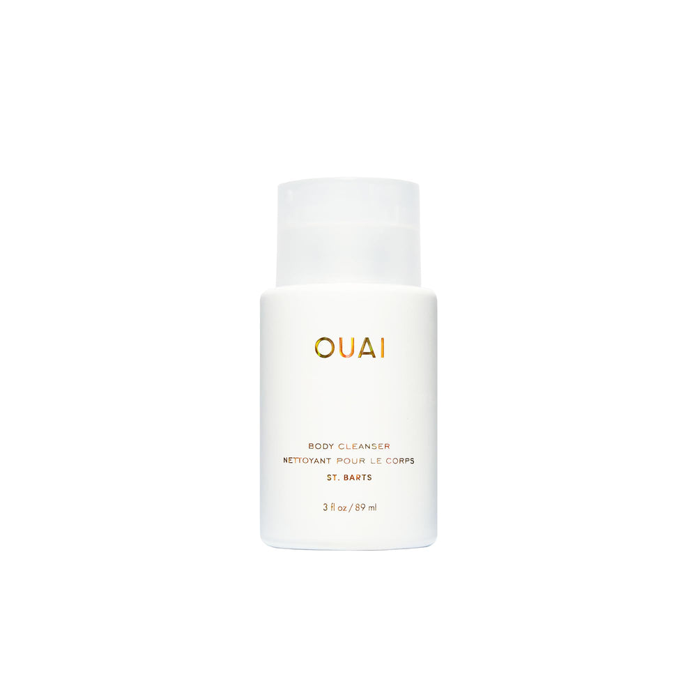OUAI limpiador corporal en tamaño de viaje, ideal para uso diario.