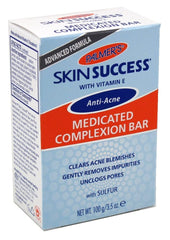 Palmer's complexion bar lather action for gentle, pore-cleansing routine.