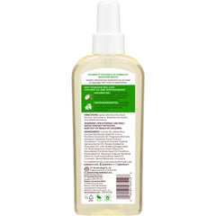 Palmer's Moisture Boost applied on damp hair provides long lasting moisture and control.