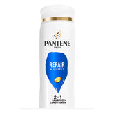Pantene 2 en 1, botella vertiendo, limpieza nutritiva para el cabello.