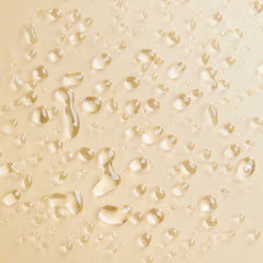 PATTERN Textura lechosa que aporta humedad al cabello rizado.