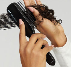 Paul Mitchell Pro Tools 407 suitable for wet or dry hair before diffusing.