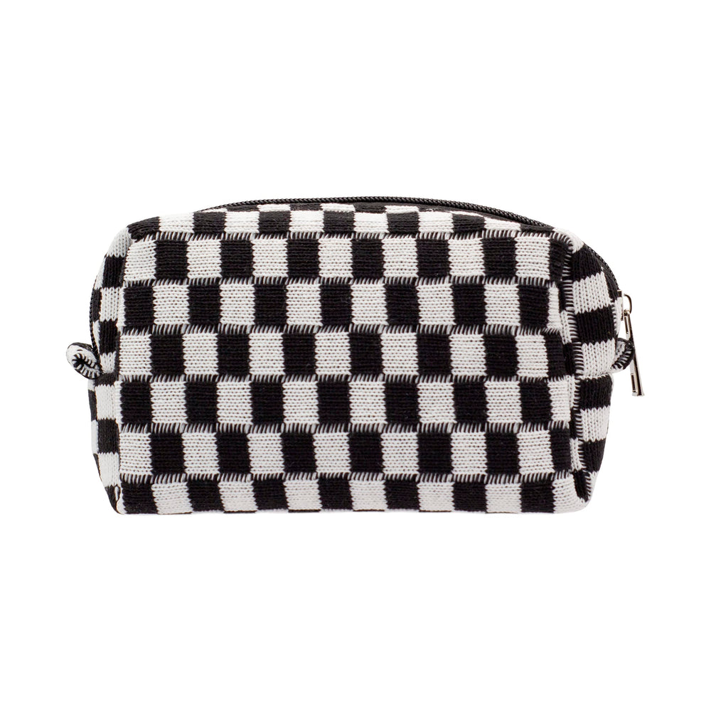 PAZIMIIK checkered makeup bag, closed with zipper, ideal for on-the-go storage.