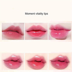 Graphic of moisturizing ingredients nourishing lips