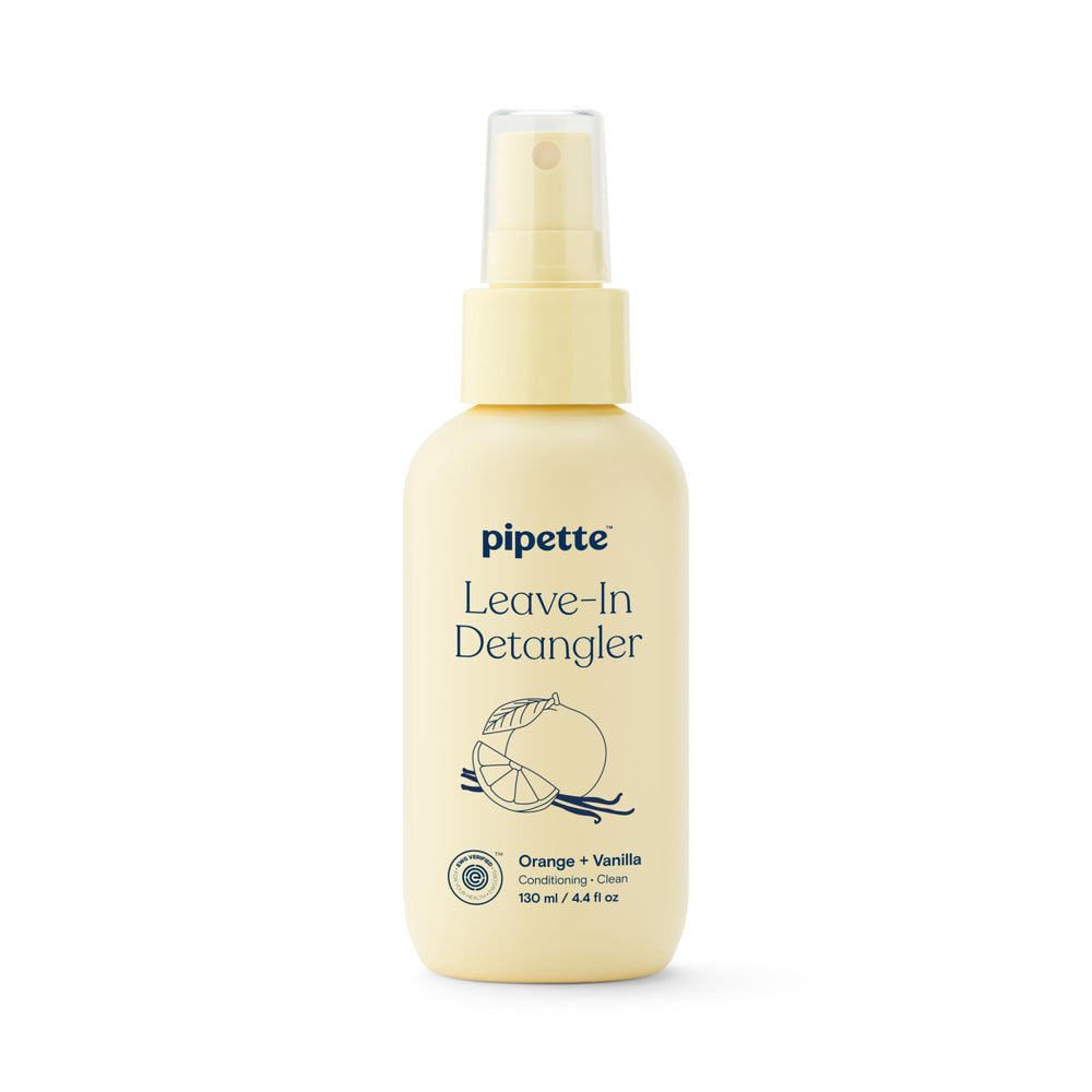 Pipette desenredante para niños en frasco, facilita la aplicación y deja el cabello suave.