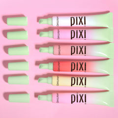Lips with mirror-like shine from LipTone gloss finish