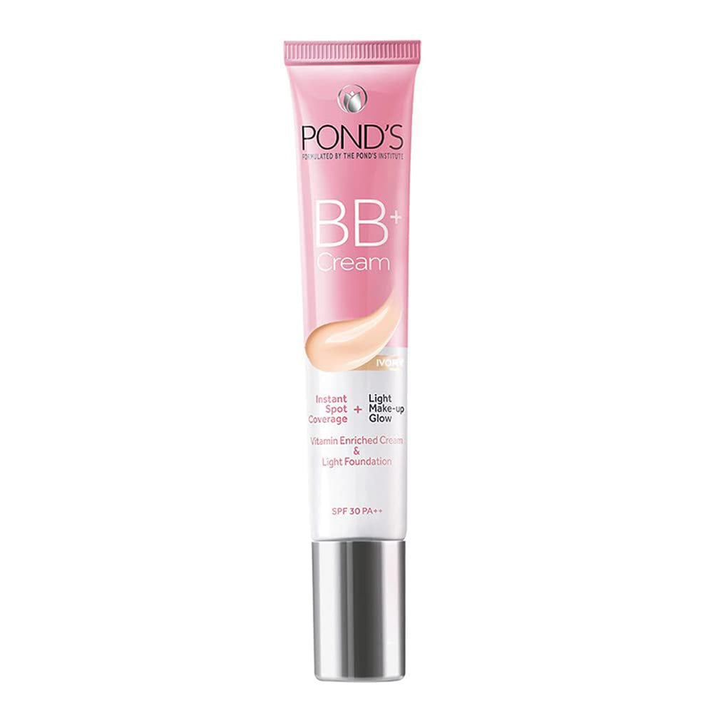 POND'S BB+ crema Ivory, aplicación suave para tono uniforme.