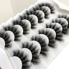 Pooplunch flexible cotton-band lashes offer weightless comfort