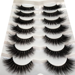 Pooplunch vegan cruelty-free faux mink lashes feel natural.