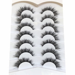 Pooplunch wispy lashes add fluttery, natural volume for day-to-night wear.