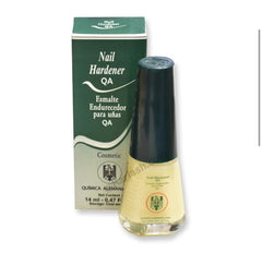 Química Alemana Nail Hardener bottle shows a clear protective layer for stronger nails