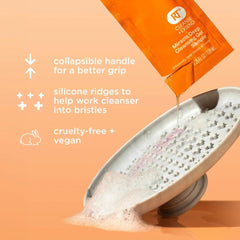 Collapsible grip feature on Real Techniques Miracle Brush Cleansing Palette