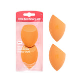 Real Techniques Miracle Complexion Sponge Duo for a streak-free, dewy finish