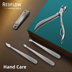 RedFlow stainless steel tools offer rust-resistant, long-lasting grooming.