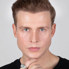 REFY Brow Sculpt hair-setting action shown on brows for a natural hold.